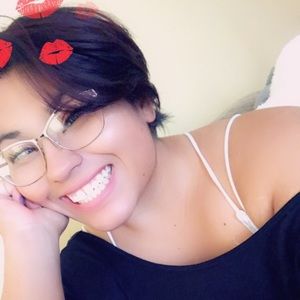 Meet your Posher, Cheyanne